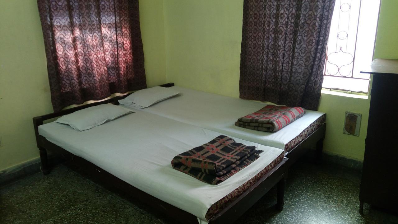Renu Guest House Καλκούτα Εξωτερικό φωτογραφία