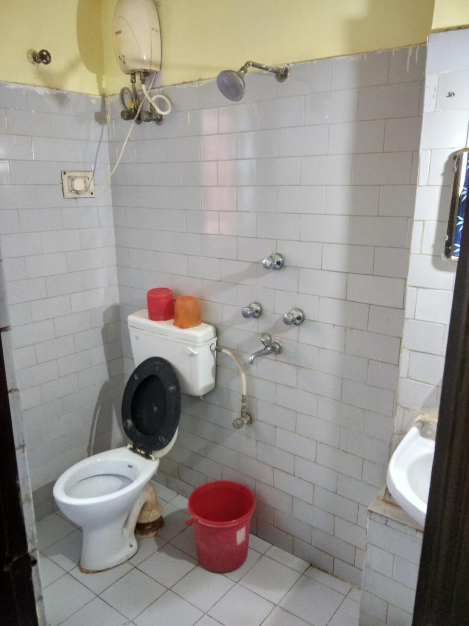 Renu Guest House Καλκούτα Εξωτερικό φωτογραφία