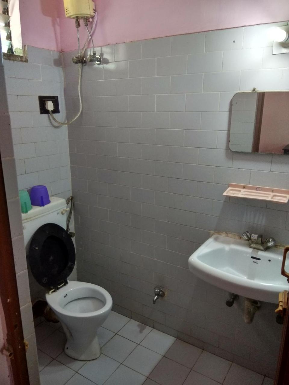 Renu Guest House Καλκούτα Εξωτερικό φωτογραφία